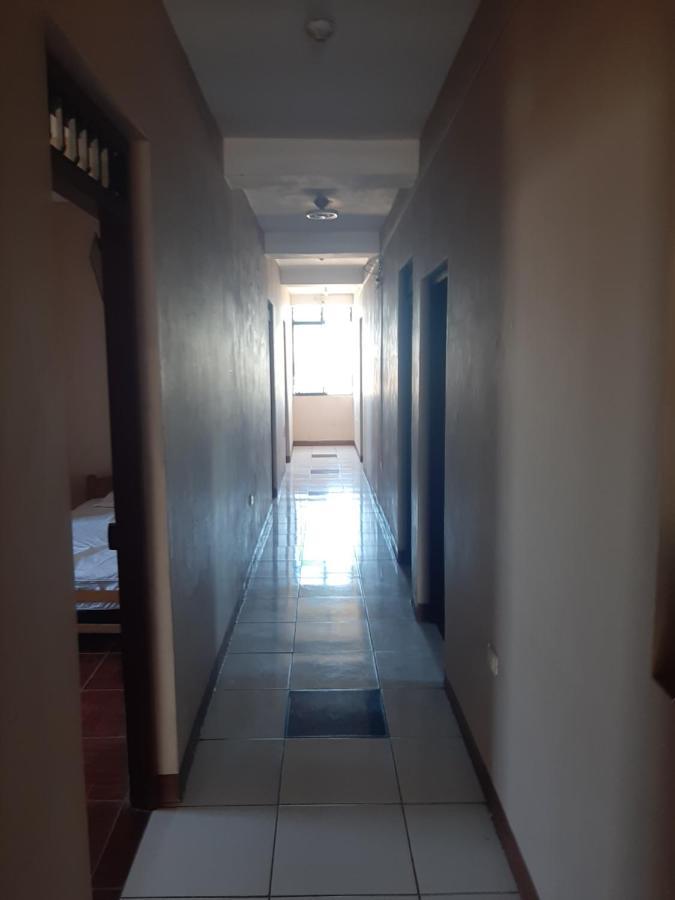 Hospedaje El Emperador Hotel ปูคาลปา ภายนอก รูปภาพ