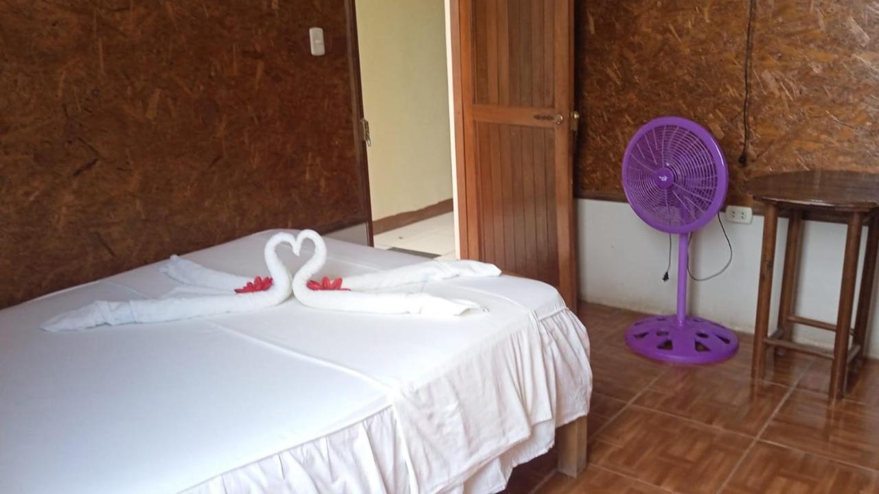 Hospedaje El Emperador Hotel ปูคาลปา ภายนอก รูปภาพ