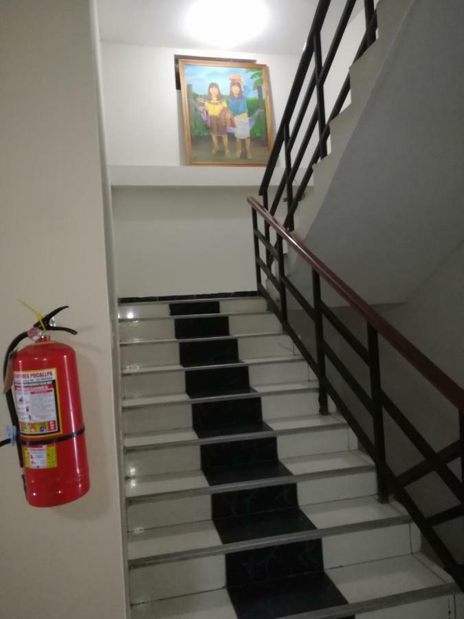 Hospedaje El Emperador Hotel ปูคาลปา ภายนอก รูปภาพ
